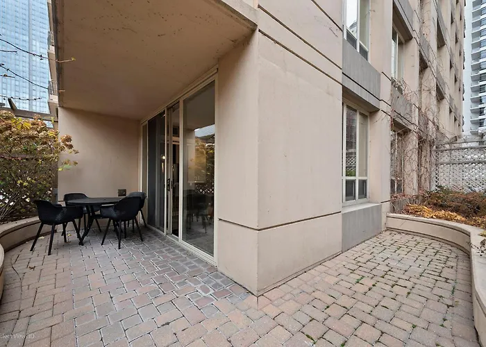 The Bernardin Gold Coast Luxury Near Magnificent Mile *