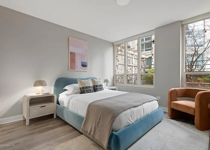 The Bernardin Gold Coast Luxury Near Magnificent Mile
